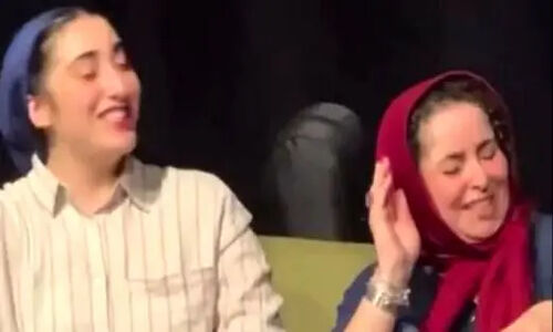 ژاله صامتی و دخترش با اجرای ویژه در کانادا همه را شگفت‌زده کردند!