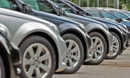 خبر مهم برای ایرانیان مقیم خارج؛ واردات خودرو با کد رهگیری به زودی ممکن می‌شود!