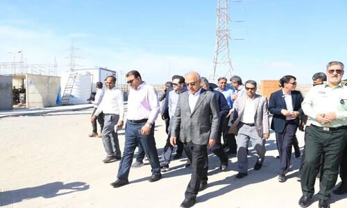 استاندار هرمزگان از نیروگاه برق بنگلان جاسک بازدید کرد؛ آینده روشن انرژی در شرق کشور!
