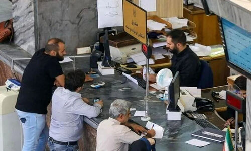 ساعت کاری ادارات و بانک‌ها تغییر کرد؛ تصمیمی اضطراری برای مدیریت انرژی در سال ۱۴۰۴