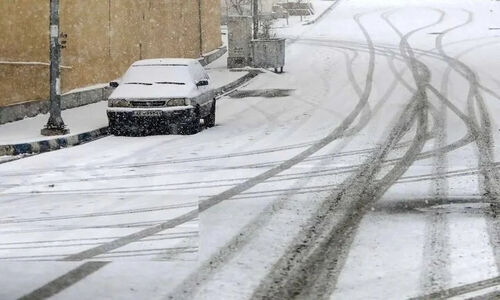 مه غلیظ محورهای خمین را سفیدپوش کرد؛ هشدار جدی برای رانندگان!