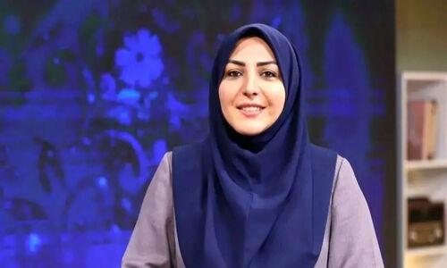 درخشش المیرا شریفی مقدم با مانتوی سنگین و رنگین در آنتن زنده شبکه دو!