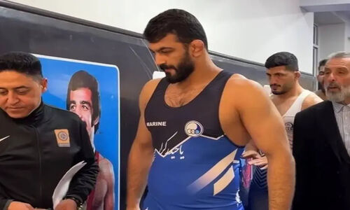 حسن یزدانی بعد از ماه‌ها دوری بالاخره وزن کشی کرد؛ بازگشت رویایی به تشک نزدیک است!