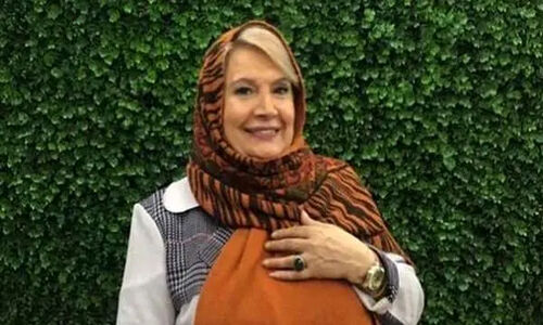 نگاهی ویژه به کاخ مانند منزل مادر مهربان سینمای ایران، شاهکار چیدمان با مبلمان ایتالیایی و هنر اوستا نجار!