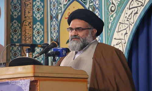 امام جمعه یاسوج فاش کرد: آمریکا چگونه با خونریزی، منابع ملت‌ها را به چنگ می‌آورد!