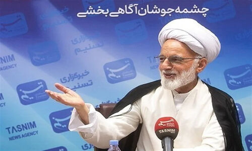 آیت‌الله دری نجف‌آبادی: امروز دشمنان با تبلیغات سوء به جنگ اراده‌ها آمده‌اند!