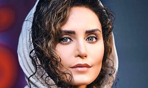 الناز شاکردوست در روز زن با هدیه‌ای کوچک غافلگیر شد؛ لحظه‌ای پر از شادی در پشت صحنه!
