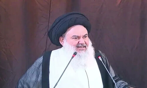 امام جمعه بغداد: حشد شعبی کلید حفظ عراق در برابر توطئه‌های خطرناک است
