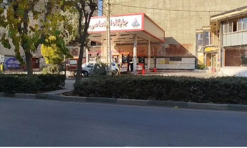 آیا سوخت‌رسانی در پمپ بنزین‌های کرج همچنان بی‌وقفه ادامه دارد؟