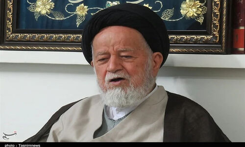 آیین وداع و تشییع آیت‌الله شاهچراغی در سمنان و دامغان؛ جزئیاتی که نباید از دست بدهید