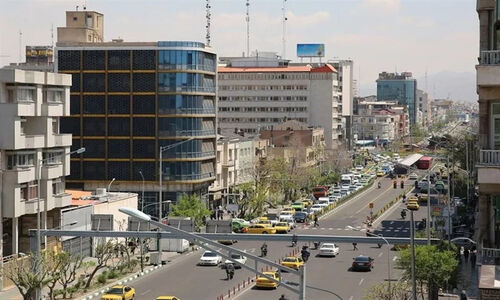 شهرداری تهران در آستانه ساماندهی دستفروشان کتاب خیابان انقلاب؛ مترو جدید هم به زودی افتتاح می‌شود!