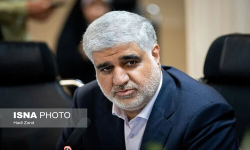 چرا قراردادهای قدیمی شهرداری با خودروسازان داخلی هنوز نیمه‌تمام مانده‌اند؟