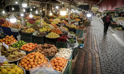 کشف ۱۳۰ غرفه غیرقانونی در بازار روز کرمانشاه؛ آیا بازار دوم هم راه‌اندازی می‌شود؟