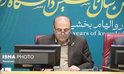 رئیس دانشگاه زنجان اعلام کرد: فرهنگ در صدر اولویت‌های مدیریت دانشگاه قرار دارد!