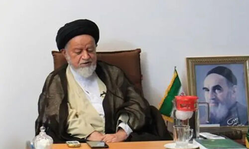 پیکر آیت‌الله شاهچراغی در مراسمی باشکوه و پرشور تشییع شد