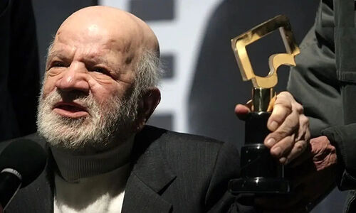 تصویری شگفت‌انگیز از رضا کرم رضایی در 39 سالگی کنار لیلا فروهر؛ سفری به سال 55!