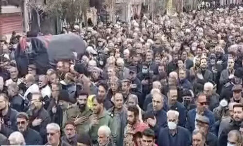 تشییع پیکر آموزگار اخلاق در دامغان با حضور گسترده مردم