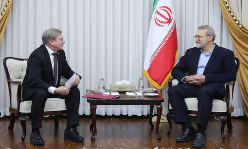 لاریجانی خبر داد: تمام اراضی مسیر کریدور شمال-جنوب به مالکیت دولت درمی‌آید!
