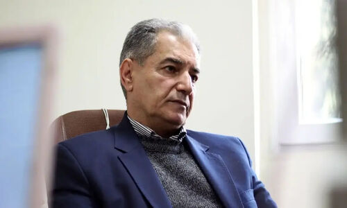 چرا دولت نمی‌تواند بودجه نهادهای غیرمولد را قطع کند؟ بررسی چالش‌های اقتصادی ایران