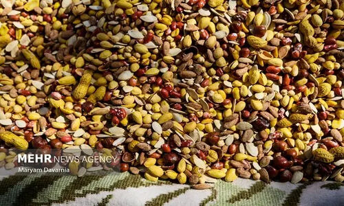 تعزیرات حکومتی با گشت‌های ویژه، بازار شب یلدا را زیر ذره‌بین برد!