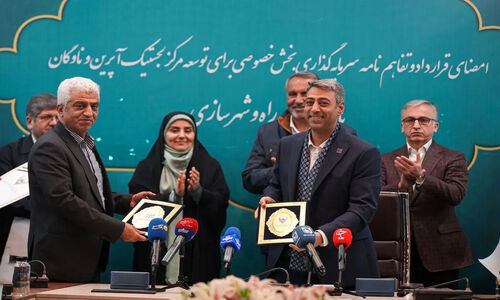 چاپار با قرارداد استراتژیک، وارد مرکز لجستیک آپرین شد؛ گامی بزرگ در تحول حمل‌ونقل!