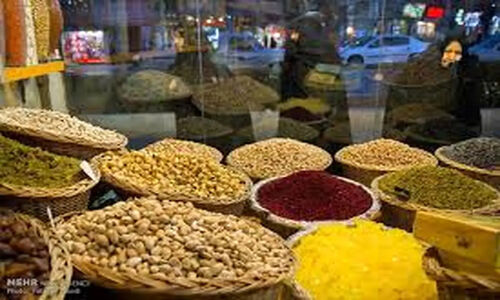 کسبه‌های بازار تهران: رکود سنگین شب یلدا با دلار سرسام‌آور! چرا مشتری‌ها قفل کردند؟