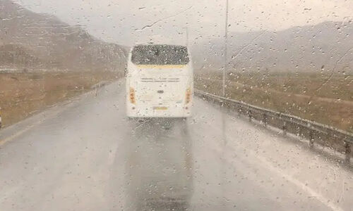 بارش شدید برف و باران در چهارمحال و بختیاری؛ هشدار برای رانندگان در جاده‌های لغزنده