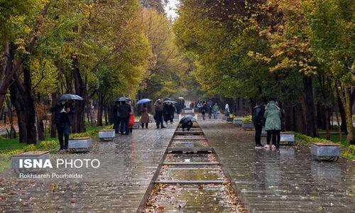 هشدار نارنجی در اصفهان؛ باران، برف و کولاک تا پایان جمعه ادامه دارد!
