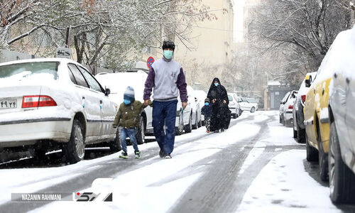 لغزندگی خیابان‌های شمال تهران پس از بارش برف؛ رانندگان مراقب باشند!