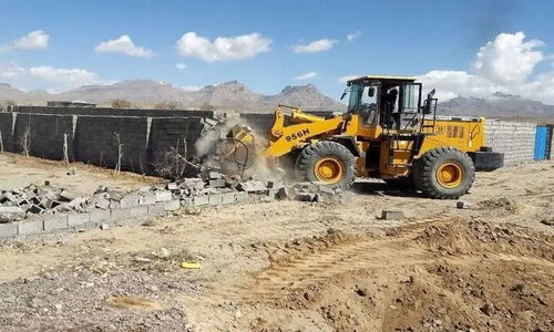 تخریب ۴۳ ساخت‌وساز غیرمجاز؛ اراضی کشاورزی بخش مرکزی ری به حال اول بازگشت!