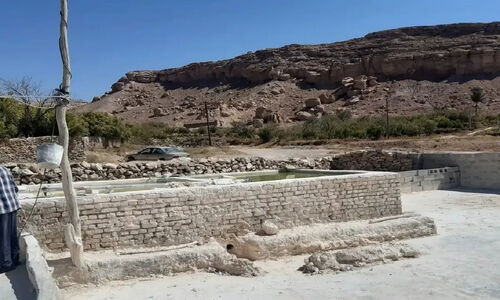 روستای بورق یزد؛ معدن طبیعی سفیدآب که پوست را جادو می‌کند!