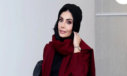 صحرا اسدالهی با کیف متفاوت و استایلی شیک در جشن حافظ همه را حیرت‌زده کرد!