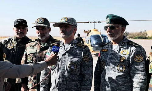 فرمانده کل ارتش: تحرکات دشمن زیر ذره‌بین دقیق ماست؛ آمادگی بی‌نظیر یگان‌ها در مرزها!