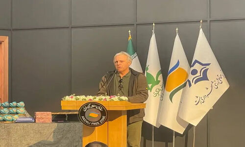 فروتن هشدار داد: تعطیلی کتابخانه‌های سیار، تهدیدی بزرگ برای آینده فرهنگی کودکان ایران!