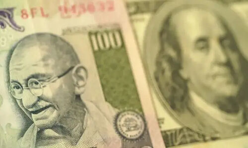 روپیه هند باز هم سقوط کرد؛ بداقبال‌ترین ارز آسیا در برابر دلار بی‌رقیب ماند!
