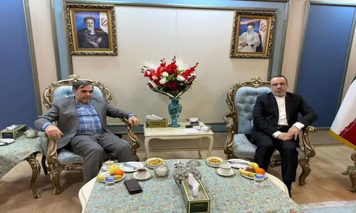 نشستی مهم در کرمانشاه برای شکستن موانع تجاری با اقلیم کردستان عراق؛ تعریض پل مرزی پرویزخان در دستور کار!