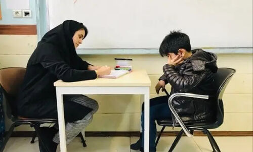 چالش بزرگ مدارس سمنان؛ کمبود مشاور و بحران حمایت روانی دانش‌آموزان سطح قرمز!
