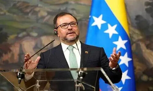 کاراکاس به ایران: از موضع قاطع شما در برابر تهدیدهای آمریکا علیه ونزوئلا سپاسگزاریم