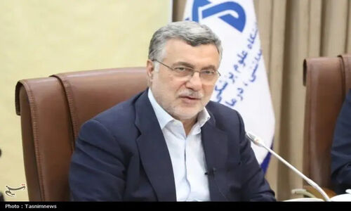 وزیر بهداشت طرح کاهش ظرفیت پزشکی را پیشنهاد داد؛ آیا آموزش پزشکی ایران در خطر است؟