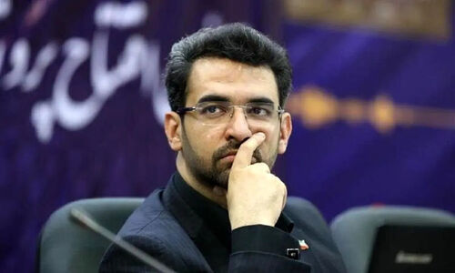 آذری جهرمی: بازی سیاسی را رها کنید و ترمز افزایش نرخ ارز را محکم بکشید!