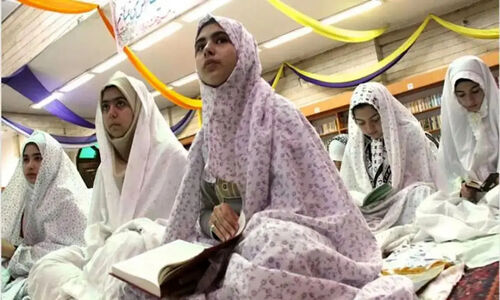 ماجرای دریافت ۵۰۰ هزار تومان برای اعتکاف دانش‌آموزان در ایام تعطیلی مدارس؛ معنویت یا پولی شدن ایمان؟