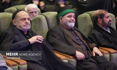 همایش باشکوه همرزمان و تجلیل ویژه از خادمان حسینی در ایرانشهر برگزار شد