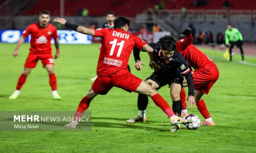 چمن نامناسب؛ مانع بزرگ فوتبال ایران که پرسپولیس باید از آن دوری کند!