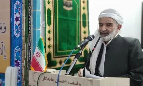 امام جمعه سنندج هشدار داد: ولنگاری فضای مجازی چگونه باورهای دینی جوانان را تهدید می‌کند؟