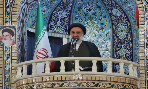 امام جمعه شهرکرد: جریان‌های سیاسی باید منصف و وحدت‌گرا باشند تا جامعه به آرامش برسد