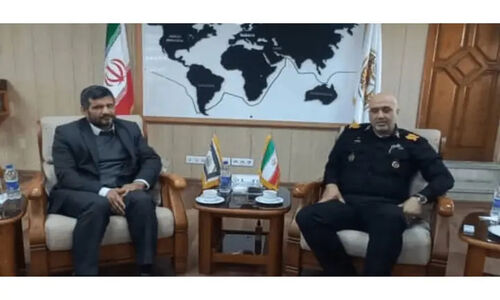 رئیس فدراسیون ترای‌اتلون با فرمانده نیروی دریایی برای تحول ورزش قهرمانی دیدار کرد