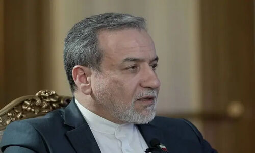 تقدیر ویژه وزیر امور خارجه از سپاه حفاظت هواپیمایی در فرودگاه اصفهان