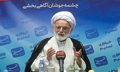 آیت‌الله دری‌نجف‌آبادی: خون شهدا ستون اصلی بقای انقلاب اسلامی است!