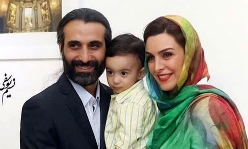 عکس خانوادگی زنده‌یاد ماه چهره خلیلی در کنار مادر و خواهر