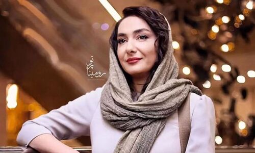 استایل‌ هانیه توسلی در دهه ۶۰؛ خانم بازیگر با مقنعه و فکل هم زیباست